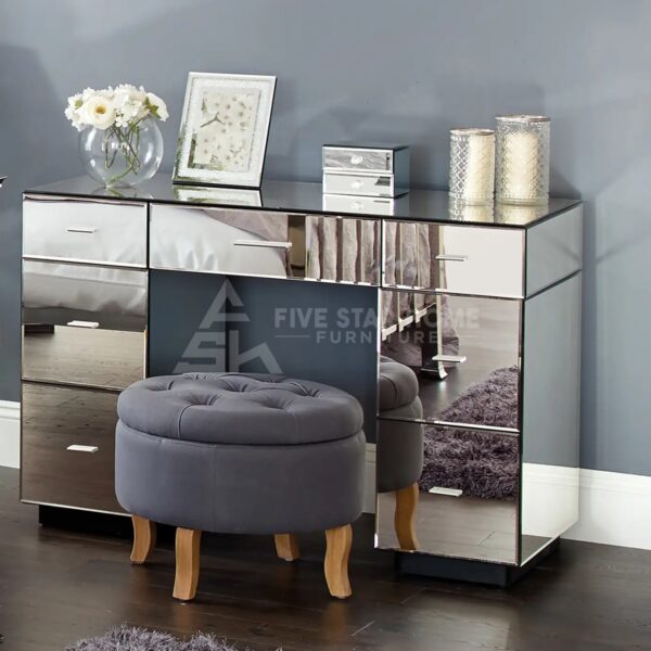 Venetian Mirrored Dressing Table