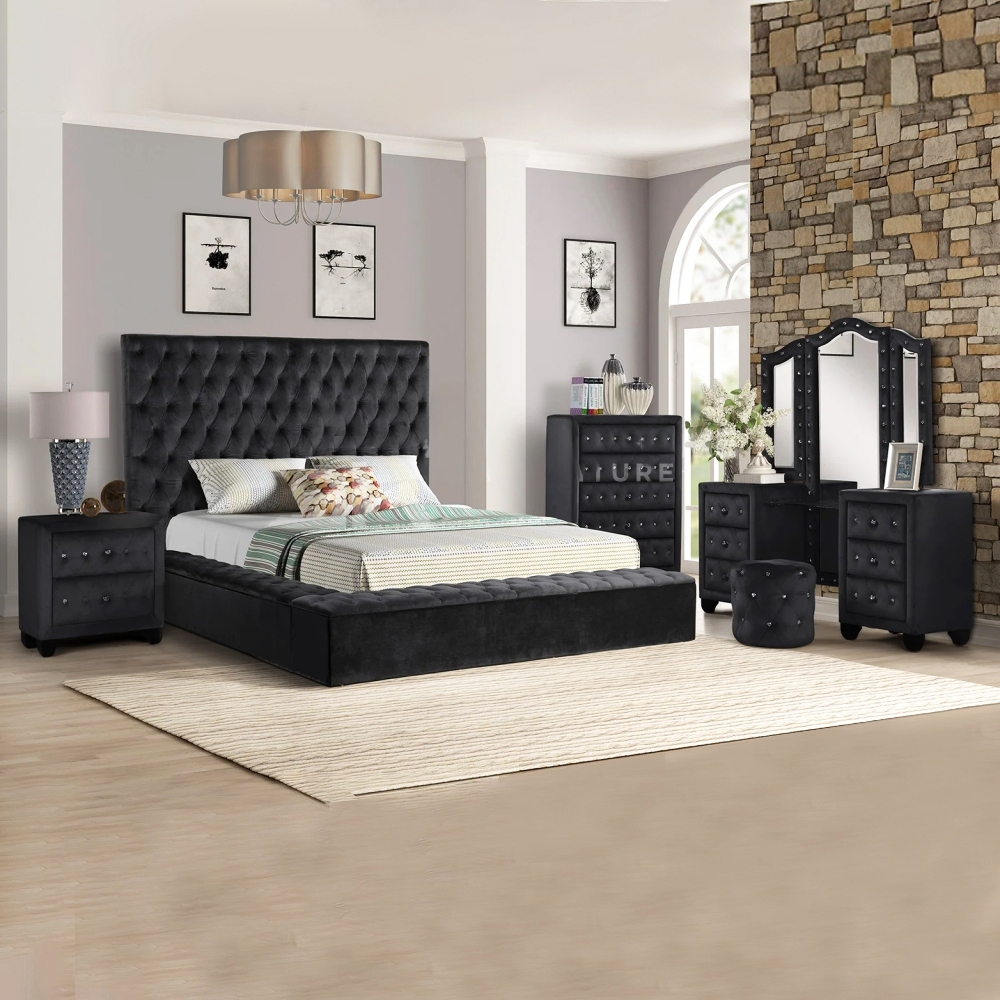 4-Piece Upholstered Bedroom Set In Black