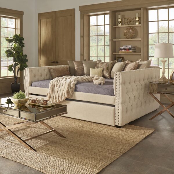 Tufted Chesterfield Daybed Tufted Chesterfield Daybed