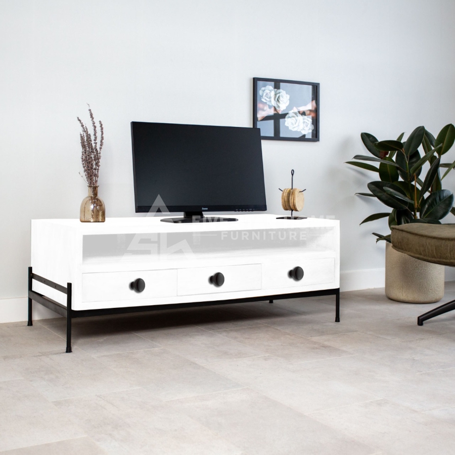 Entertainment store console white